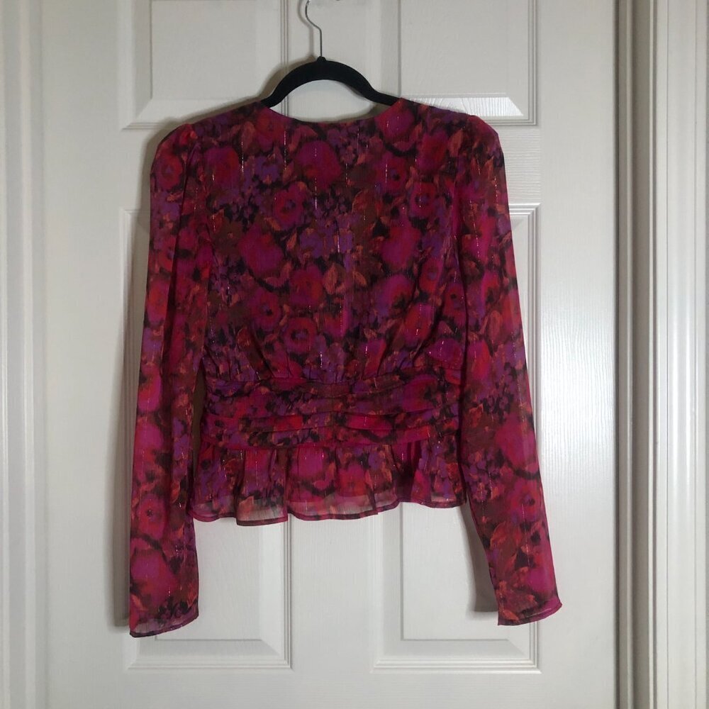 Steve Madden BNWT‎ Azura Floral V-Neck Peplum top with side zipper sz M - Picture 8 of 8